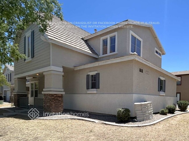 Building Photo - 7421 S 40th Ln
