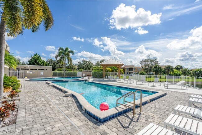 Building Photo - 108 Santa Clara Dr