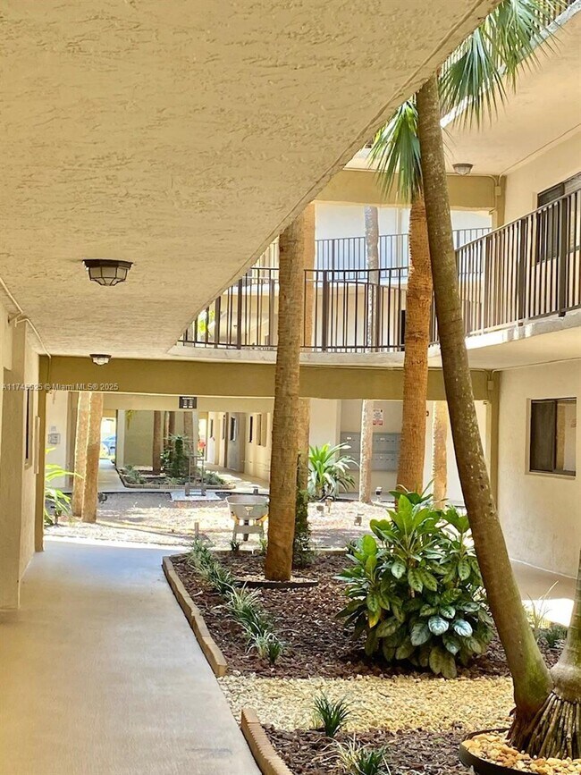 Building Photo - 8045 SW 107th Ave