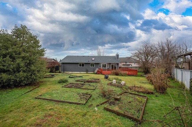 Building Photo - 3 Bedroom, 2 Bath Home in Ferndale