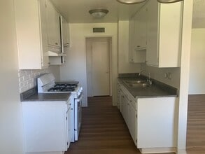 Building Photo - Sherman Way Biltmore