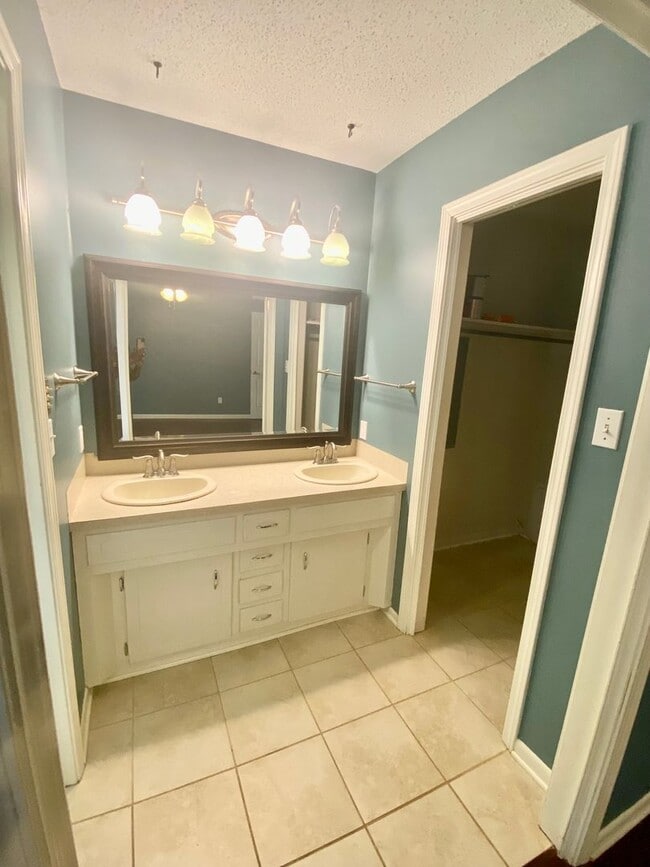 Building Photo - Haughton LA Dogwood Park Subdvn Home for Lease | $1,600/mo | 3 br 2 ba