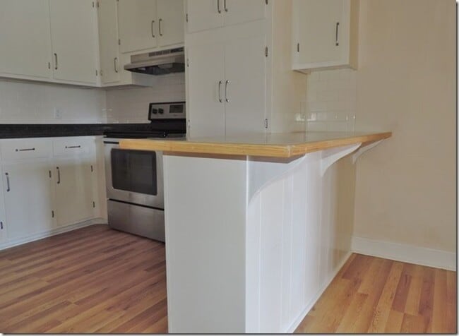 Building Photo - 2223 Imperial Ave E