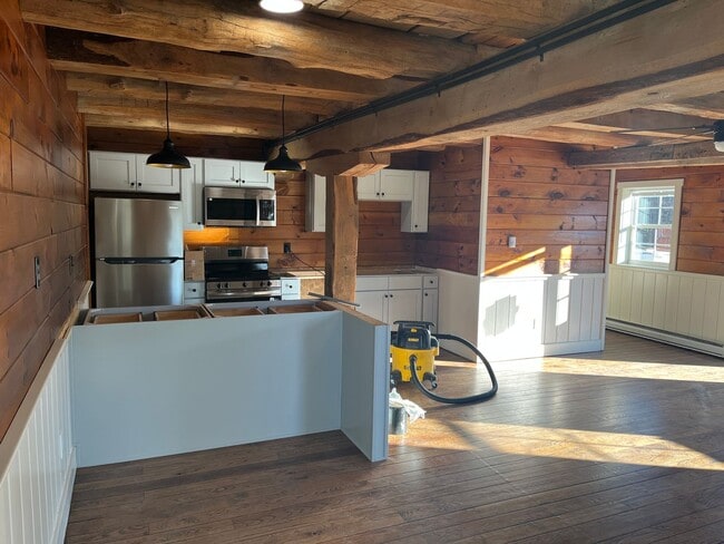 Building Photo - 2985 Granary Rd