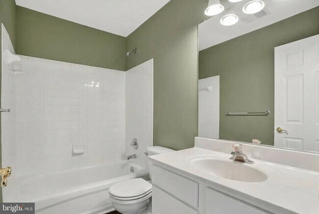 Building Photo - 21758 Flora Springs Terrace