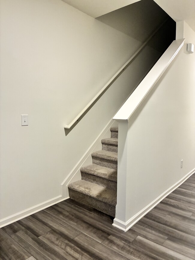 Building Photo - Cartersville Townhomes