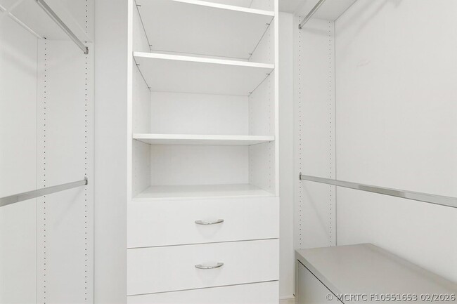 Building Photo - 3460 S Ocean Blvd