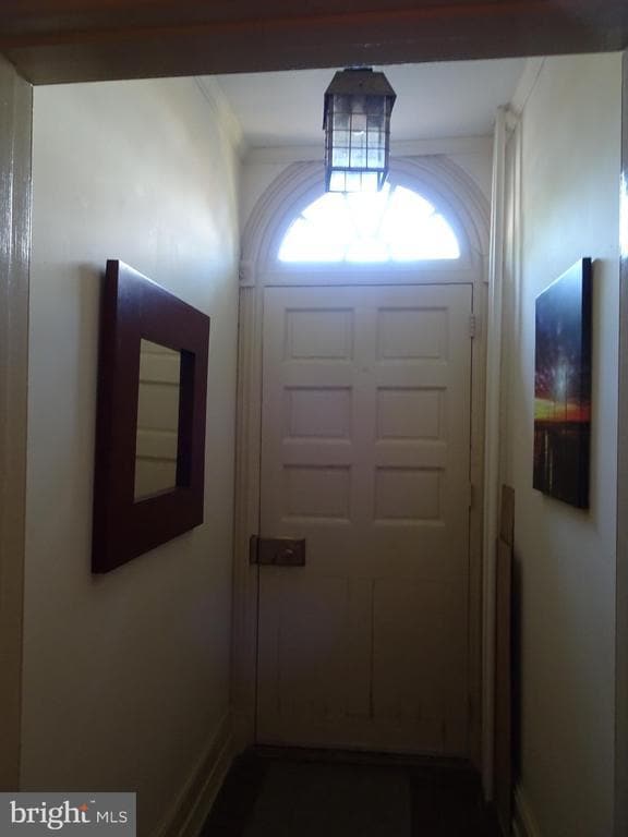 Building Photo - 411 Delaware St