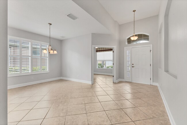 Building Photo - 2228 Terracina Dr