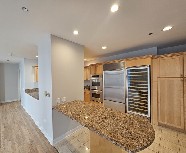 Building Photo - 415 E North Water St