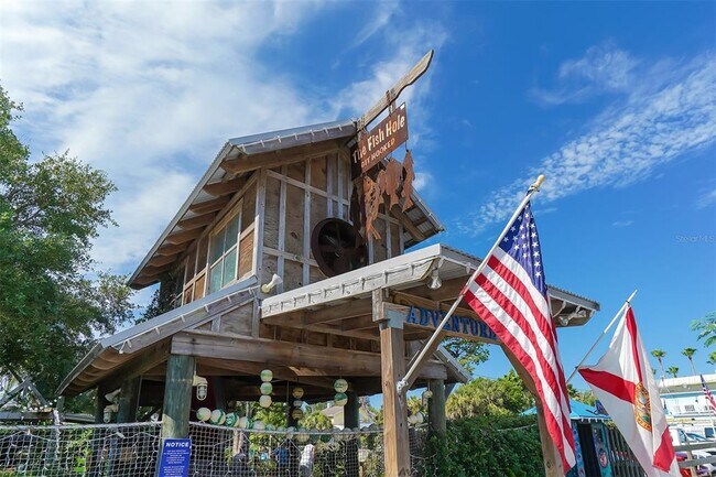 Building Photo - 4216 Plumosa Terrace