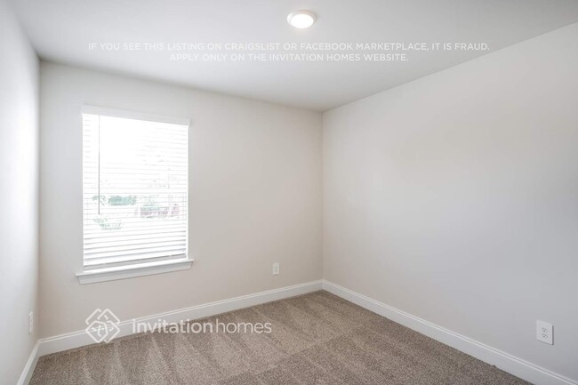 Building Photo - 142 Maybrook Dr