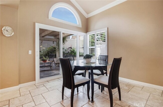 Building Photo - 24952 Via Denise