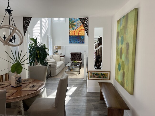 Building Photo - 16 Old Stoney Ln