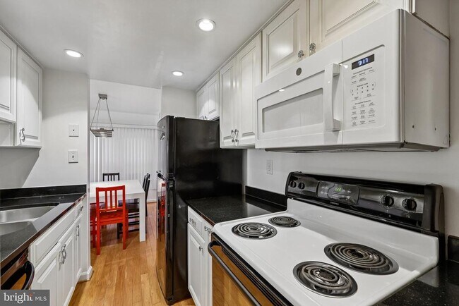Building Photo - 7814 Coddle Harbor Ln