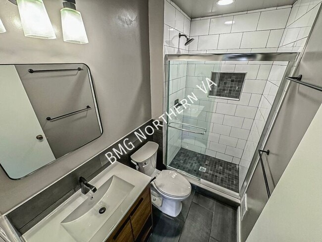 Building Photo - 9963 Capperton Dr