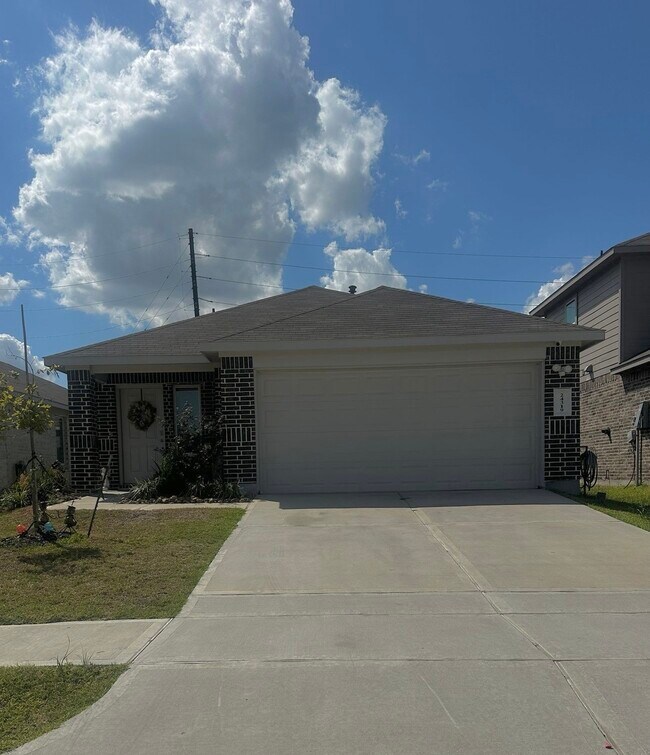 Primary Photo - 24319 Springfield Valley Dr