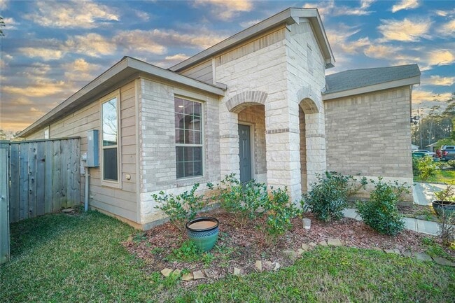 Building Photo - 118 Ashwood Glade Dr
