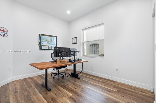 Building Photo - 2630 Dunwoodie Pl