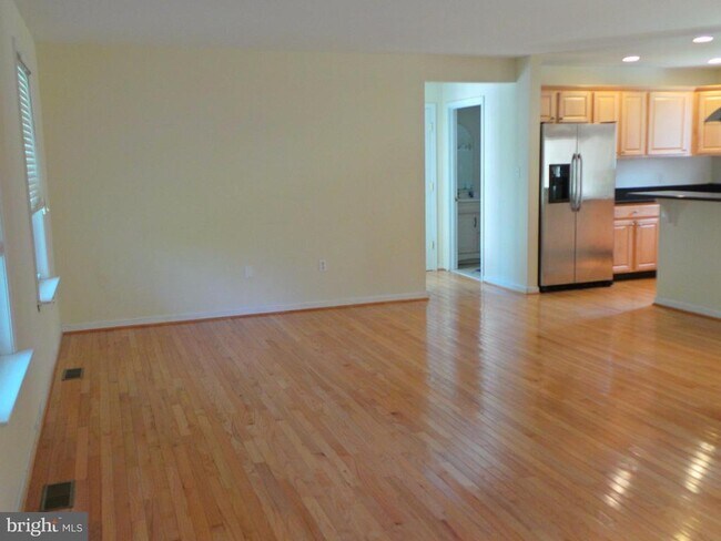 Building Photo - 45650 Connor Way