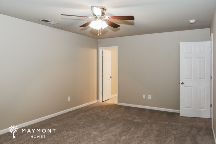 Building Photo - 100 Foxford Ln