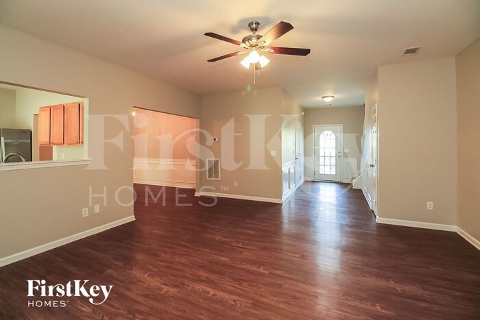 Building Photo - 146 Southwind Ln