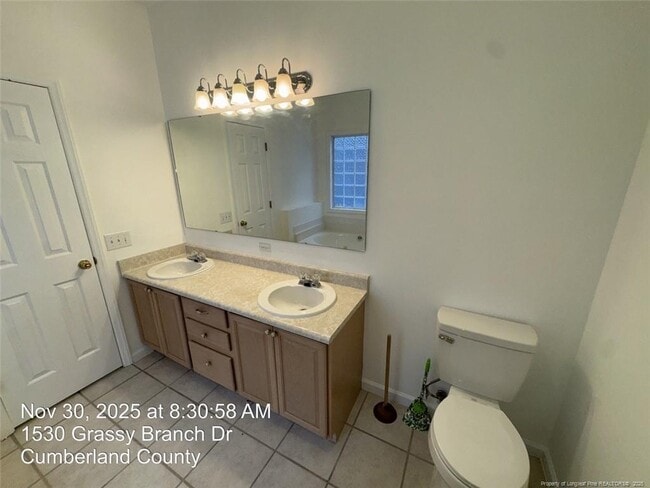 Building Photo - 1530 Grassy Branch Dr