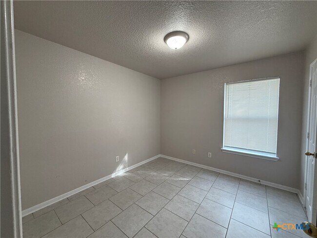 Building Photo - 3106 Denia Ct