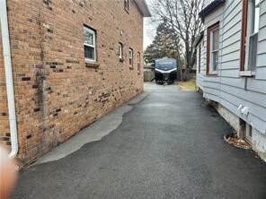 Building Photo - 333 Garfield Ave