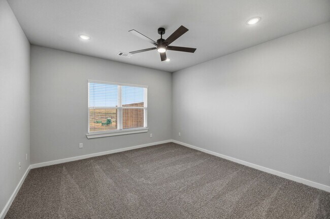 Building Photo - AVAILABLE NOW! NEW LUXURIOUS TRIPLEX LOCATED ON 1-ACRE LOT IN MIDLOTHIAN, TX!