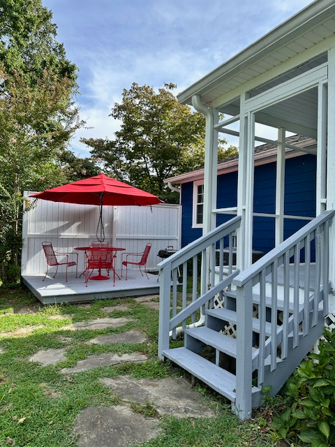 Building Photo - 215 Blackwell Rd