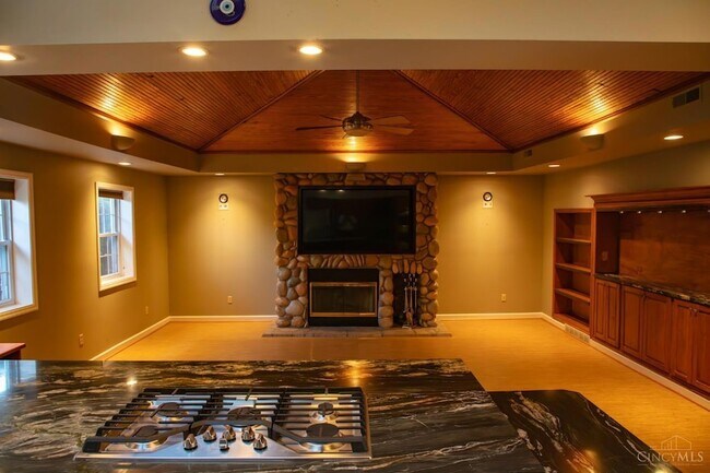 Building Photo - 8593 Concord Hills Cir