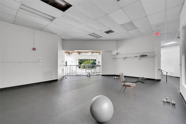 Building Photo - 1681 NW 70th Ave