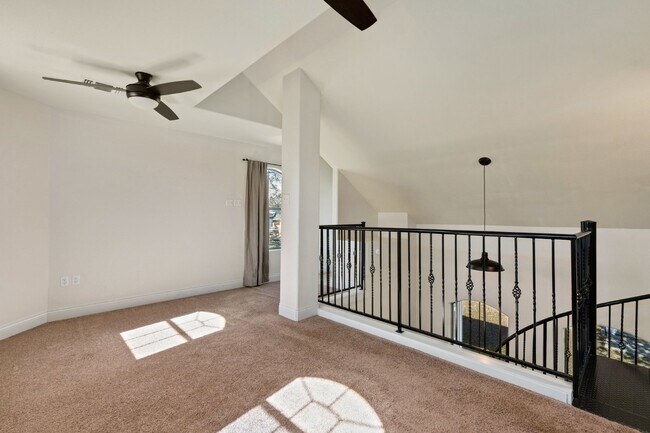 Building Photo - Classic home in the heart of Terrell Heights