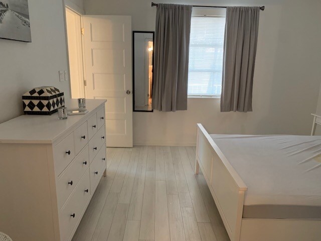 Building Photo - 2426 SE 17th St