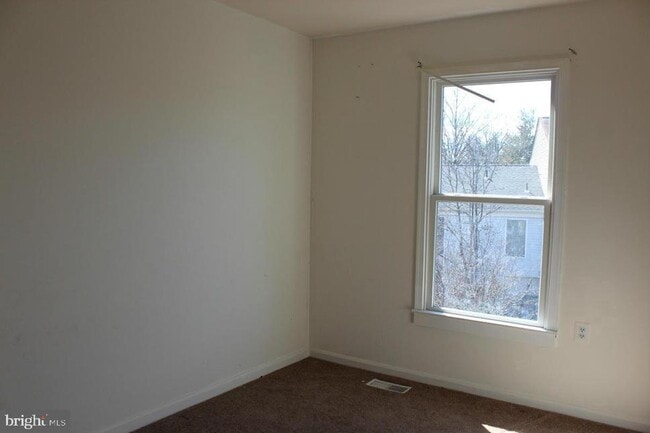 Building Photo - 10503 Oronoco Ln