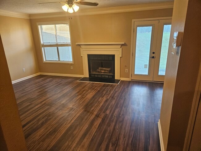 Building Photo - 3835 Conley Downs Dr