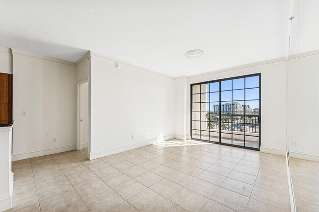 Building Photo - 233 S Federal Hwy