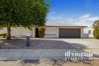 Building Photo - 3601 W Danbury Dr