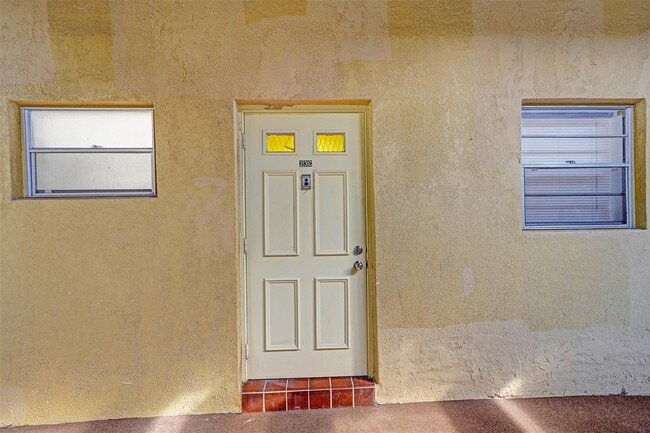 Primary Photo - 5140 SW 40th Ave