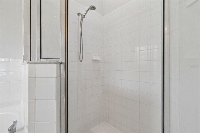 Building Photo - 2222 Roanoke Springs Dr
