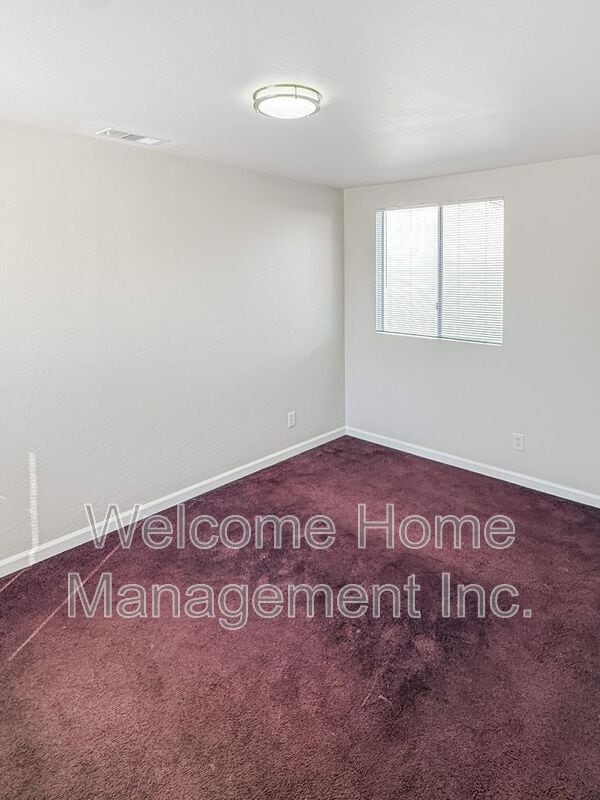 Building Photo - 184 Farrelly Dr