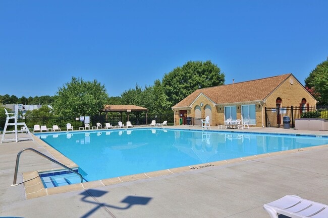 Building Photo - Available 05-07-26! Charming Home With A Wrap-Around Porch! Pet Friendly - Fenced Yard - Excellen...