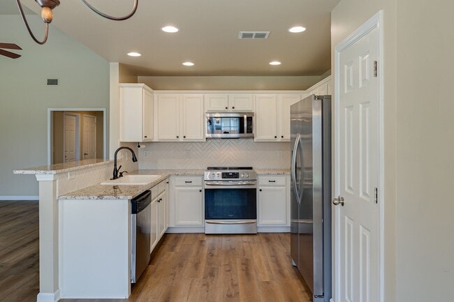 Building Photo - 2057 Red Jacket Trace