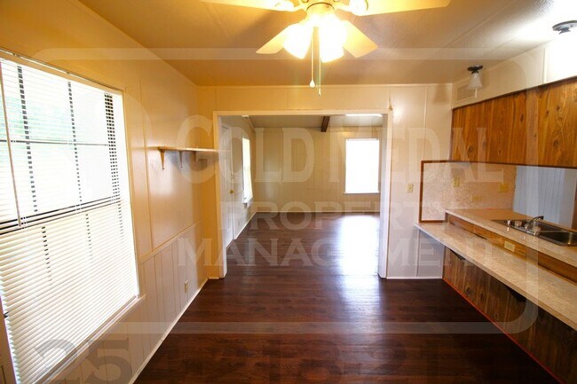 Building Photo - 3111 Jason Cove