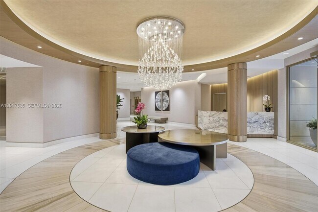 Building Photo - 888 Brickell Key Dr