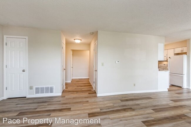 Building Photo - 2 br, 1 bath House - 6627 Preston Terrace ...