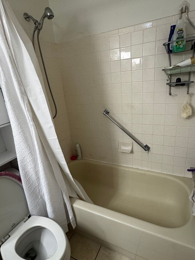 Building Photo - Active 55+ Living in On Top of the World – 2BR/2BA Villa with Resort-Style Amenities!