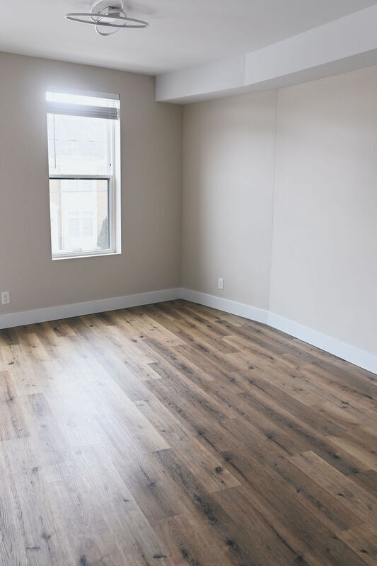 Building Photo - 754 Mt Vernon Ave