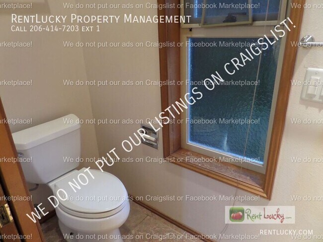 Building Photo - 29633 Marine View Dr SW